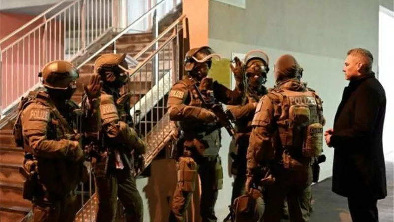 شارك فيها ألف شرطي و داهمت 60 وكر سري .. معلومات خطيرة عن ”العملية رمسيس ”التي قضت علي خلايا للإخوان الإرهابية