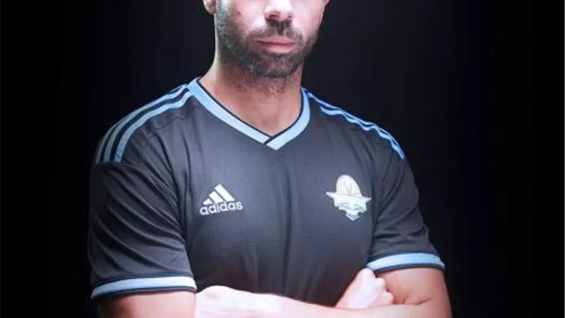 فتحي في بيراميدز.. الجوكر يوضح حقيقة عرض الزمالك لضمه