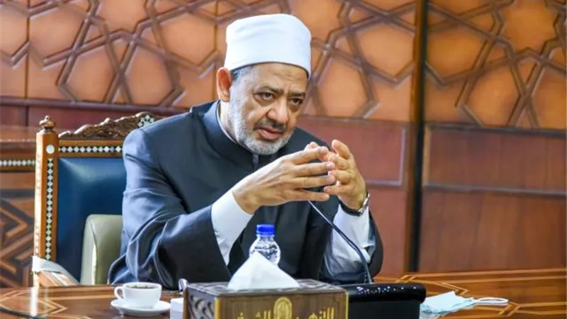 بكلمات مؤثرة..كيف نعى شيخ الأزهر صائب عريقات؟