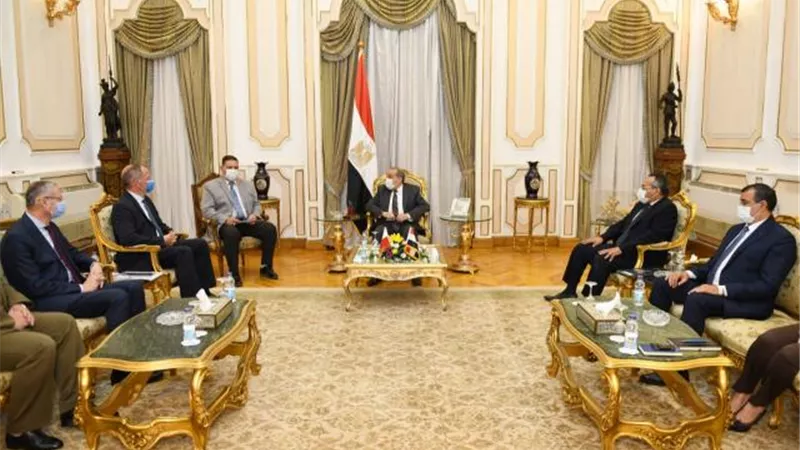 وزير الانتاج الحربي يعلن تفاصيل التعاون الثنائي بين مصر وبولندا