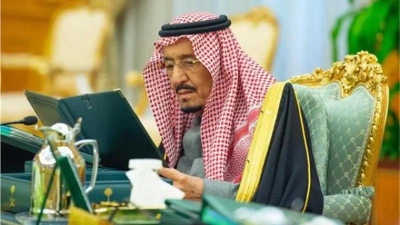 عاجل ..هيئة كبار العلماء بالسعودية تحذر بايدن من اللعب  مع الإخوان المسلمين