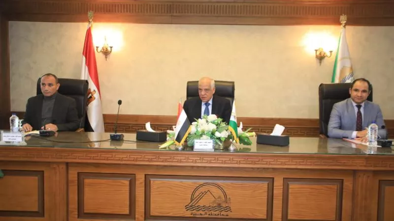 محافظ الجيزة يرد على الطلبات المقدمة لتأجير الأكشاك بالمناطق التجارية