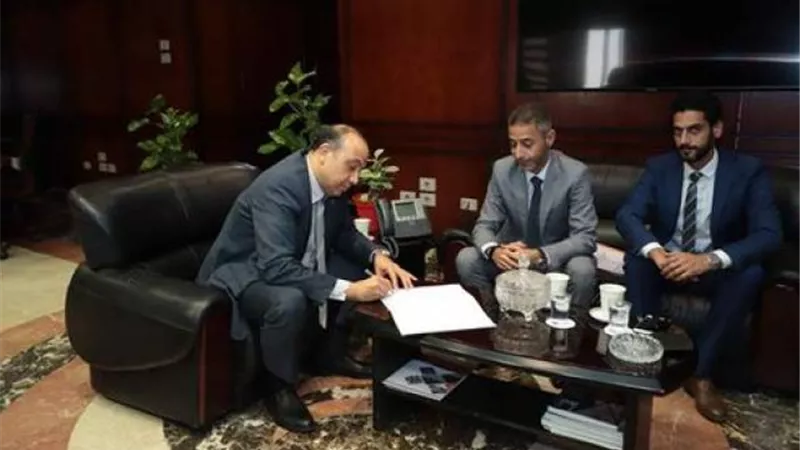 10 مليون جنيه لتحويل 1250 سيارة للعمل بالغاز الطبيعى