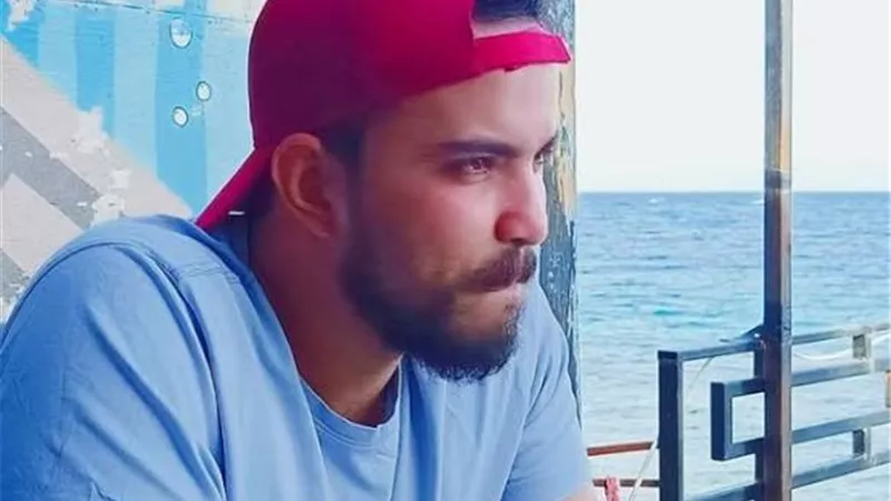 حبس محمد أشرف بتهمة ازدراء الأديان بعد إهانة إذاعة القرآن الكريم