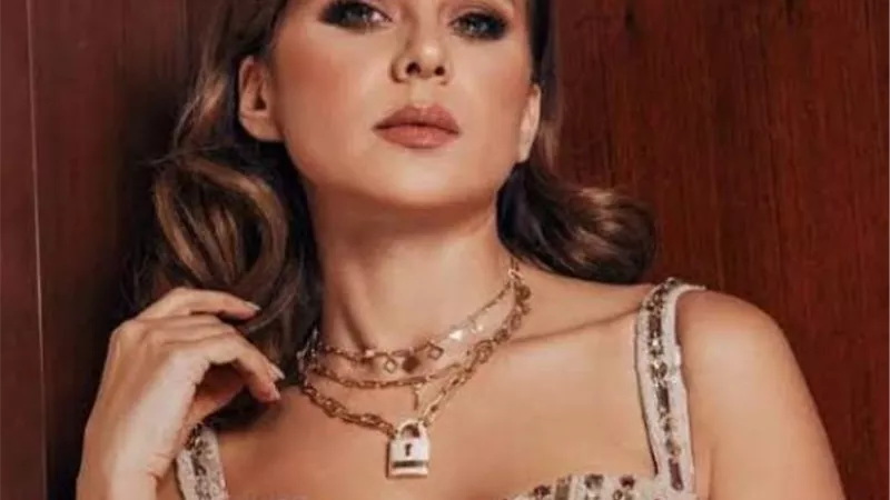 نيللى كريم تبدأ تصوير دورها فى مسلسل ”فراولة”