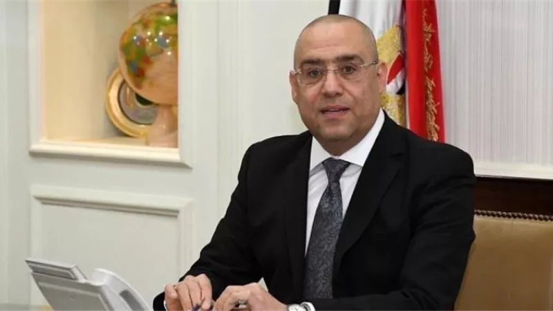 «الجزار» يهدد المتعاقدين على وحدات الإسكان الاجتماعي.. تفاصيل