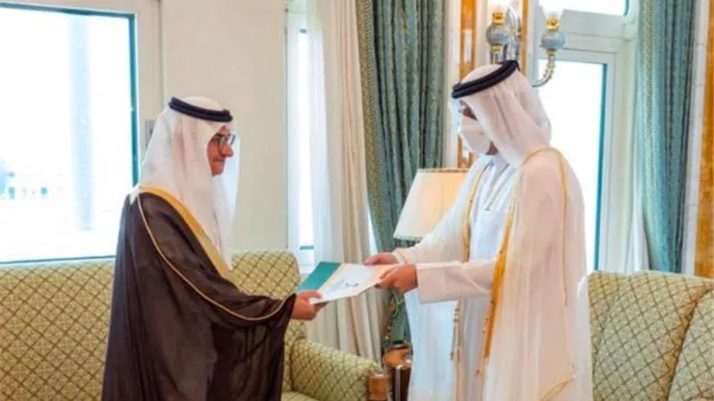 قطر تتسلم أوراق اعتماد السفير السعودي الجديد