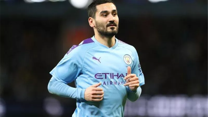 هوملز وجوندوجان يعودان لتدريبات المنتخب الألماني ومولر يواصل الغياب