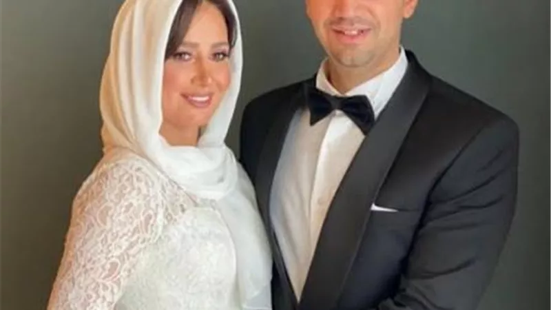 هل منع معز مسعود زوجته حلا شيحا من حضور العرض الخاص لفيلم ”مش أنا ”؟.. إليك الإجابة