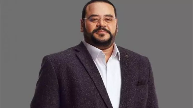 محمد ممدوح يعكف على تصوير دوره في فيلم ”أبو صدام”