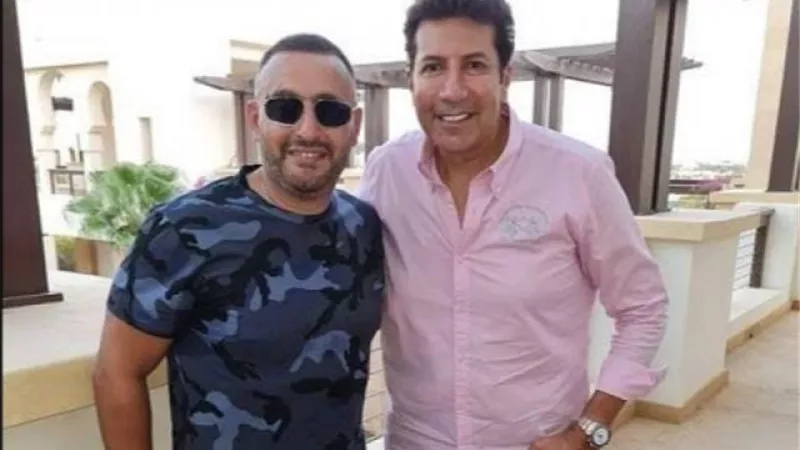 بعد ٢٣ عامًا.. فيلم ”٢٠٠ جنيه” يجمع أحمد السقا وهاني رمزي من جديد