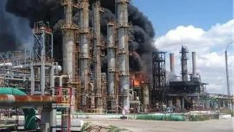 انفجار أكبر مصفاة نفط برومانيا