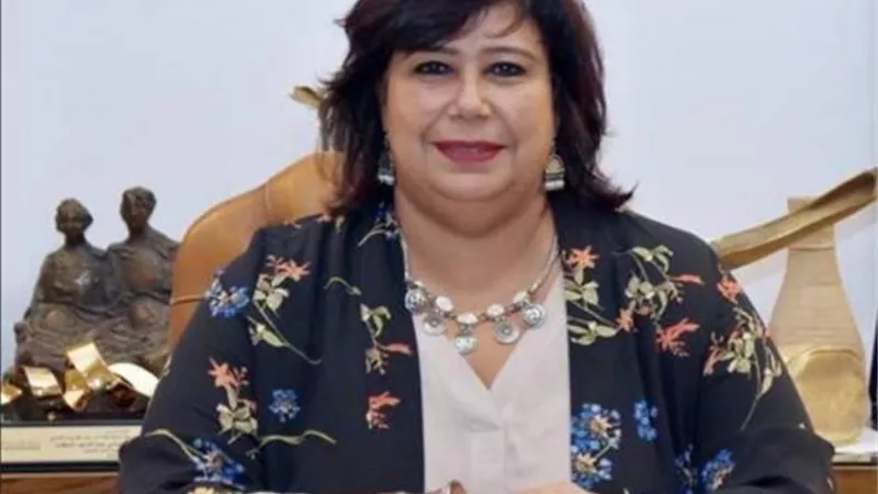 عروض جديدة لبيت المسرح رغم ” الكورونا ”