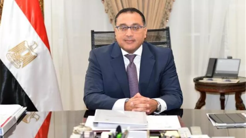 الحكومة تحسم غدا موعد عودة الشعائر الدينية بالمساجد