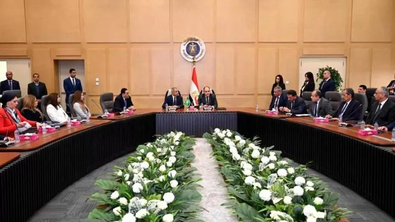 وزارة التجارة والأكاديمية العربية للعلوم توقعان بروتوكول تعاون للتبادل العلمي والتدريبي