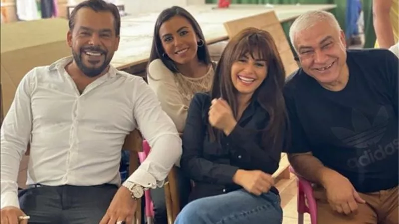 منذر رياحنة: ”سعيد بالتعاون مع منة فضالي في هي.. وأجسد خلال الأحداث شخصية وصولية”