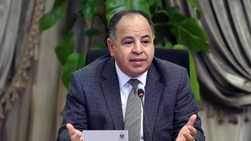 «المالية» تؤكد دعم المستثمرين و تحمل الضريبة العقارية عن 21 نشاطًا
