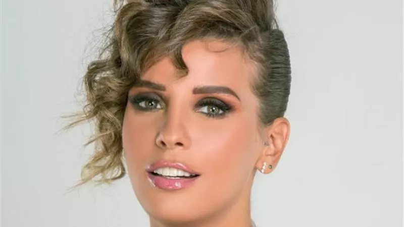 إيمان العاصي تشبه نفسها بـ ”الملائكة” بسبب صورة.. اعرف الحكاية