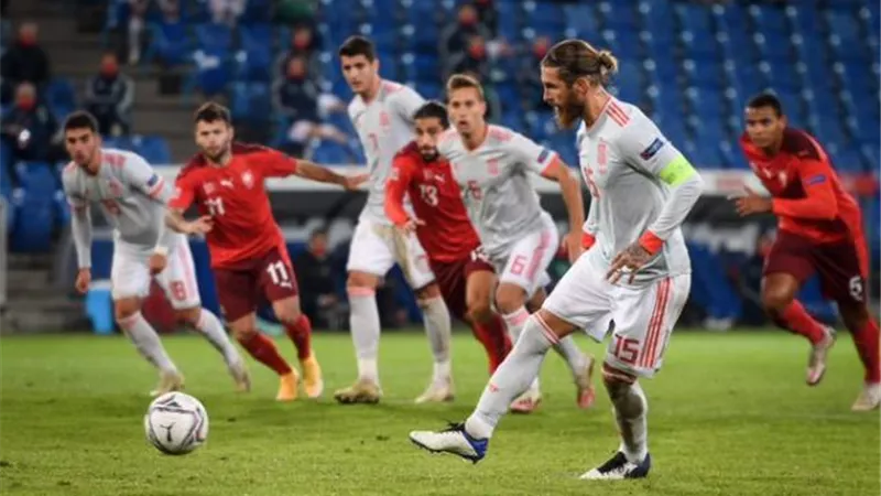 إسبانيا تحبط مغامرة سويسرا وتتعادل معها (1 – 1) في دوري الأمم الأوروبية