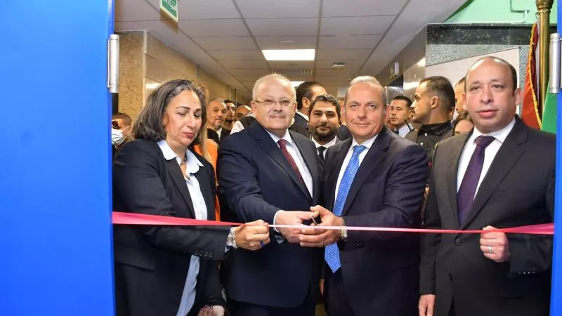 رئيس جامعة القاهرة يفتتح عددا من مشروعات التجديد والتطوير بمستشفى قصر العينى (صور)