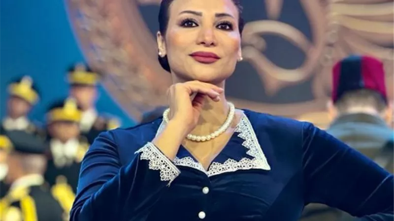 بعد ظهورها أمام السيسى اليوم.. غادة طلعت:” أشعر بالفخر”