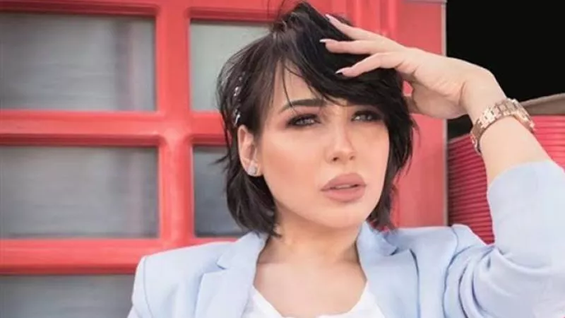 ساندى تستعد لطرح أغنيتها الجديدة «أنت تقبل»