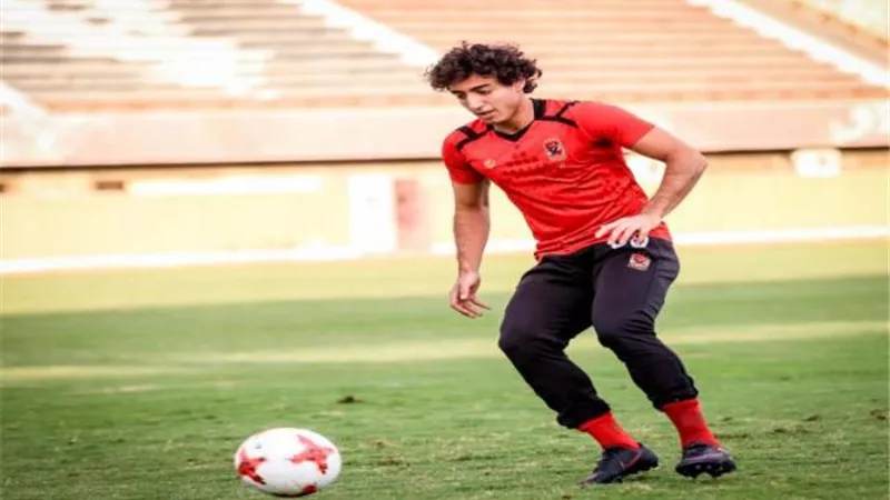 شوبير يطمئن جماهير الأهلي على محمد هاني