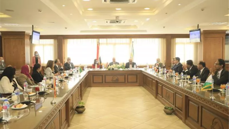 أبرزها ملف التصالح.. تفاصيل الجلسة الساخنة بين محافظ الجيزة وأعضاء مجلس الشيوخ بالمحافظة