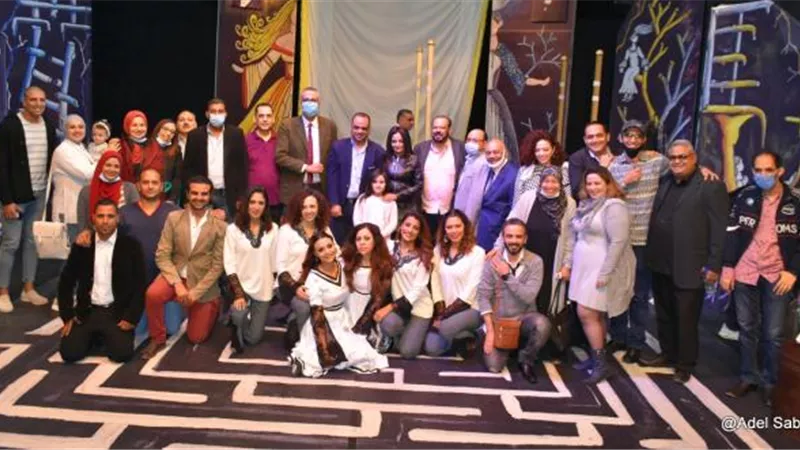 افتتاح ”جنة هنا” على مسرح الغد
