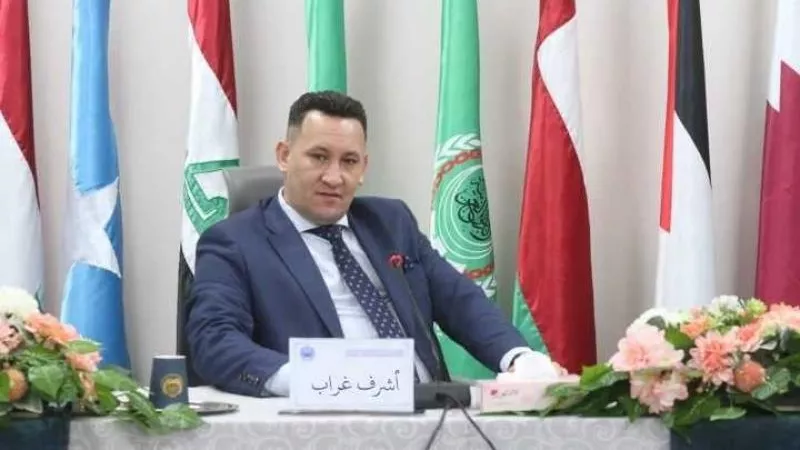 ما هو صندوق الاستثمار في الذهب؟ خبير اقتصادي يجيب