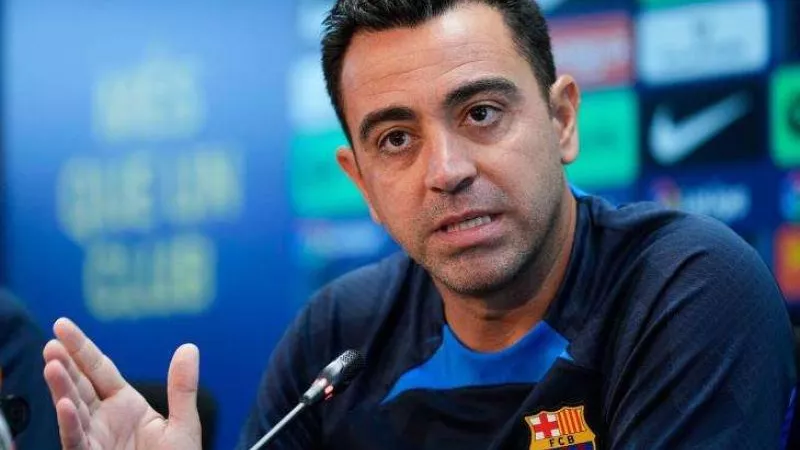 على طريقة يورجن كلوب .. تشافي يعلن رحيله عن برشلونة نهاية الموسم