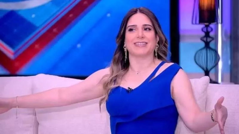 بعد نجاح قمر الغجر.. تكريم ميرنا وليد بمهرجان هرم الإبداع الدولى
