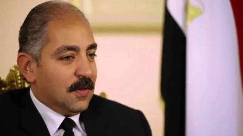 رموز الرياضة المصرية يتوافدون على عزاء العامري فاروق نائب رئيس النادي الأهلي