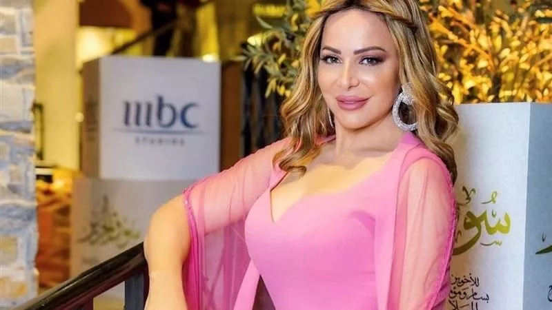 تفاصيل سقوط سوزان نجم الدين في قعدة «الحشاشين»