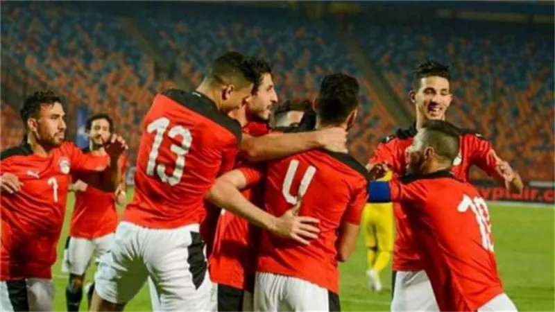 منتخب مصر يتصدر مجموعته في تصفيات إفريقيا بثلاثية في شباك توجو
