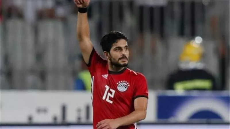 تعرف على تفاصيل إصابة أيمن أشرف مع المنتخب وحظوظ لحاقه بنهائي القرن