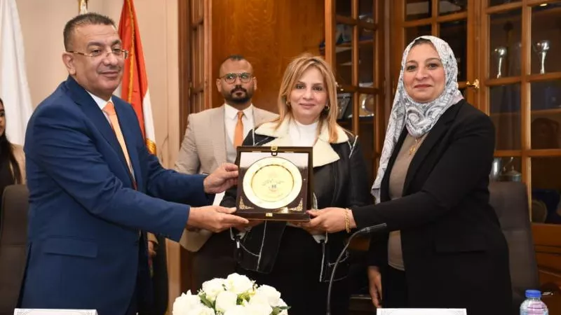 افتتاح اجتماع الهيئة العموميّة الـ19 للجمعيّة العلميّة لكلّيّات الآداب باتّحاد الجامعات العربيّة.. صور