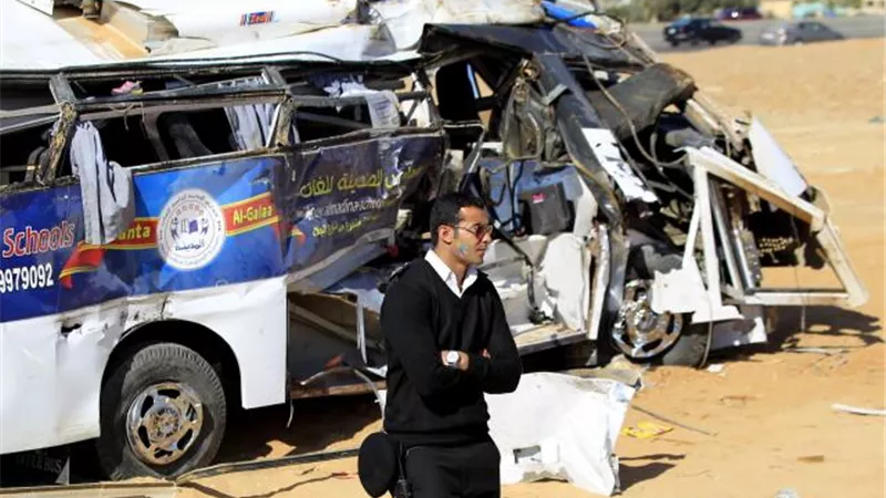 تفاصيل إنقلاب أتوبيس مدرسة بمنطقة الهرم