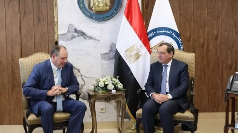آبار جديدة.. «الملا» يعلن خطة «أباتشى العالمية» لزيادة الإنتاج البترولي