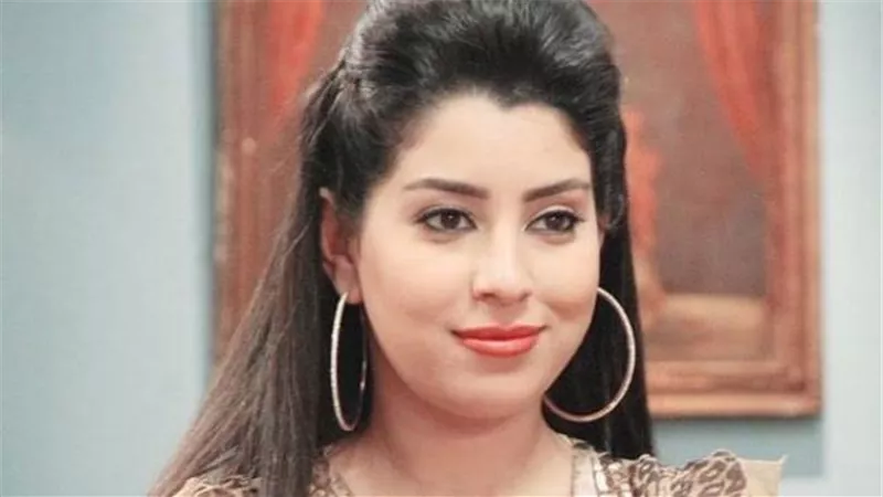 أيتن عامر توجه رسالة لـ مي عز الدين بسبب ”خيط حرير”