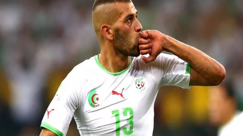 إسلام سليماني ينتقل للدوري البلجيكي عقب فسخ عقده مع كوريتيبا البرازيلي