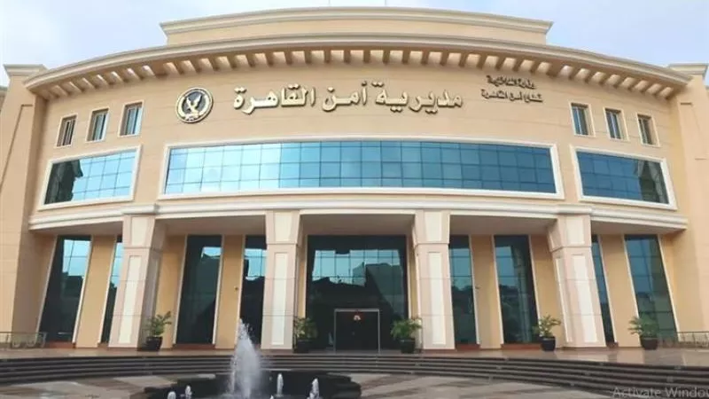 ضبط أحد الأشخاص لقيامه بالتعدى على طبيب داخل مستشفى بالقاهرة محدثاً إصابته