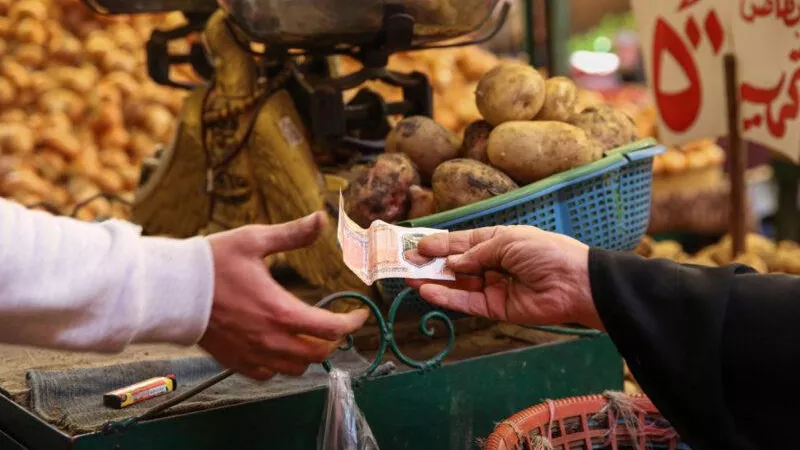 الحكومة تعلن موعد تطبيق منظومة مراقبة أسعار السلع