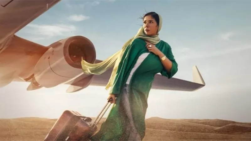 أزمات منى زكى.. مشاهد محذوفة أخرت عرض فيلم ”رحلة 404” لـ منى زكى