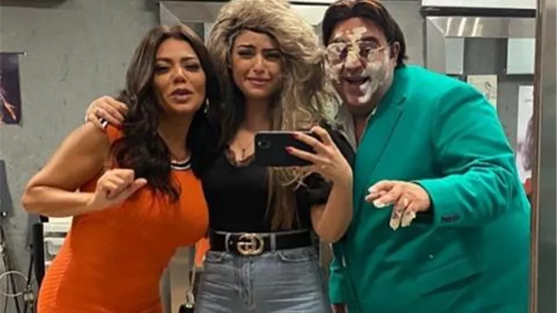 شيكو ورانيا يوسف وميرنا جميل من كواليس تصوير مسلسل ”اللعبة 2”