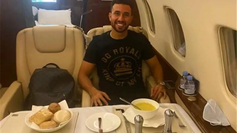 سلبية مسحة كورونا لتريزيجيه في إنجلترا