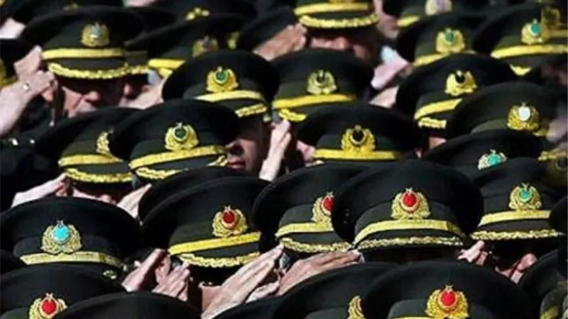 ارتفاع عدد العسكريين المفصولين في تركيا  إلى أكثر من 20 ألفاً