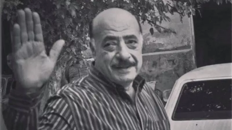 بكلمات مؤثرة..  محمد إمام ينعي الفنان فايق عزب