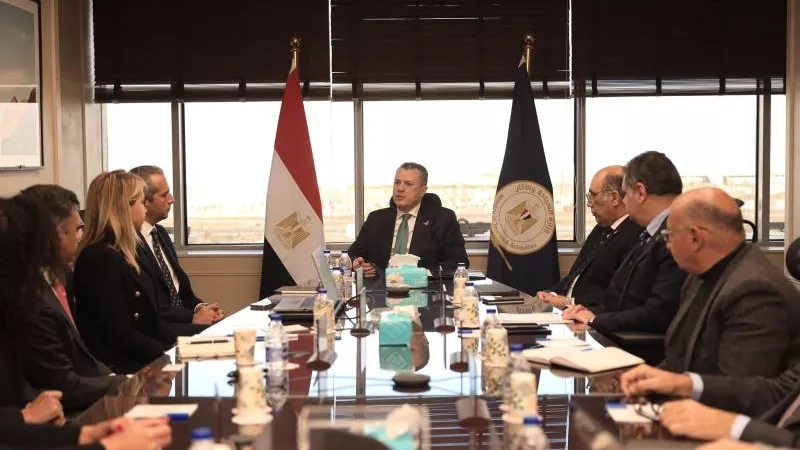 تعاون مشترك بين «السياحة» و«Visa» للاستفادة من خدماتها الرقمية