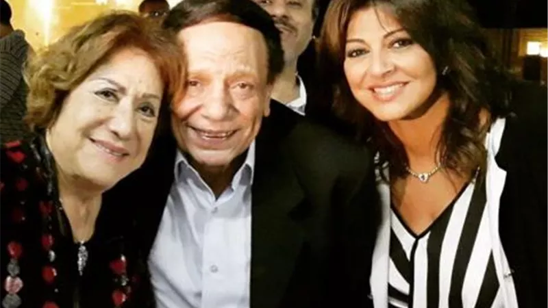هالة صدقي تنشر صورة بصحبة عادل إمام وسميحة أيوب: حبايبي